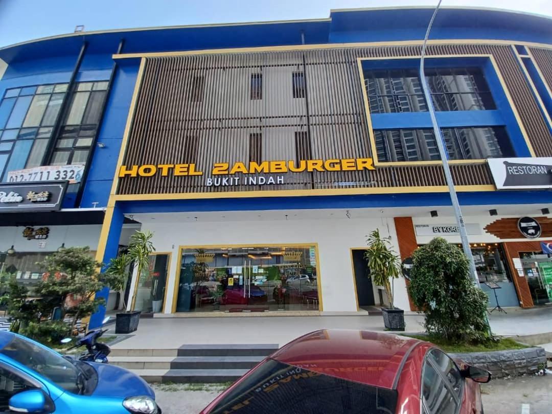 Hotel Zamburger Bukit Indah Джохор-Бару Екстер'єр фото