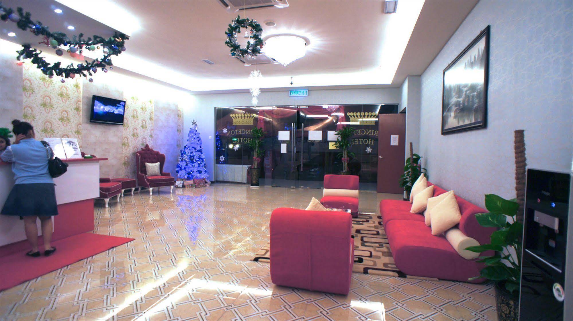 Hotel Zamburger Bukit Indah Джохор-Бару Екстер'єр фото